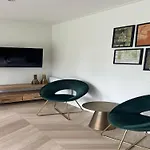 Pleasant In Casa de Férias Ulicoten