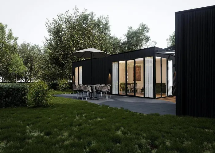 Pleasant In * Ulicoten